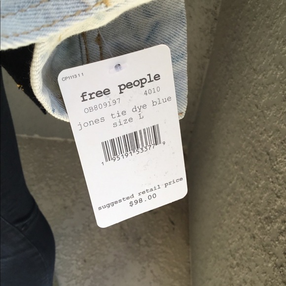Nwt FREE PEOPLE JONES TIEDYE BLUE DENIM JACKET - Picture 10 of 11